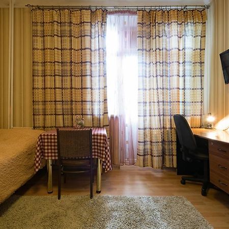 Nadezhda Apartments On Kabanbay Batyr 122 Almaty Ngoại thất bức ảnh