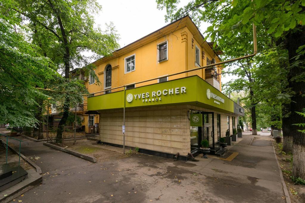 Nadezhda Apartments On Kabanbay Batyr 122 Almaty Ngoại thất bức ảnh